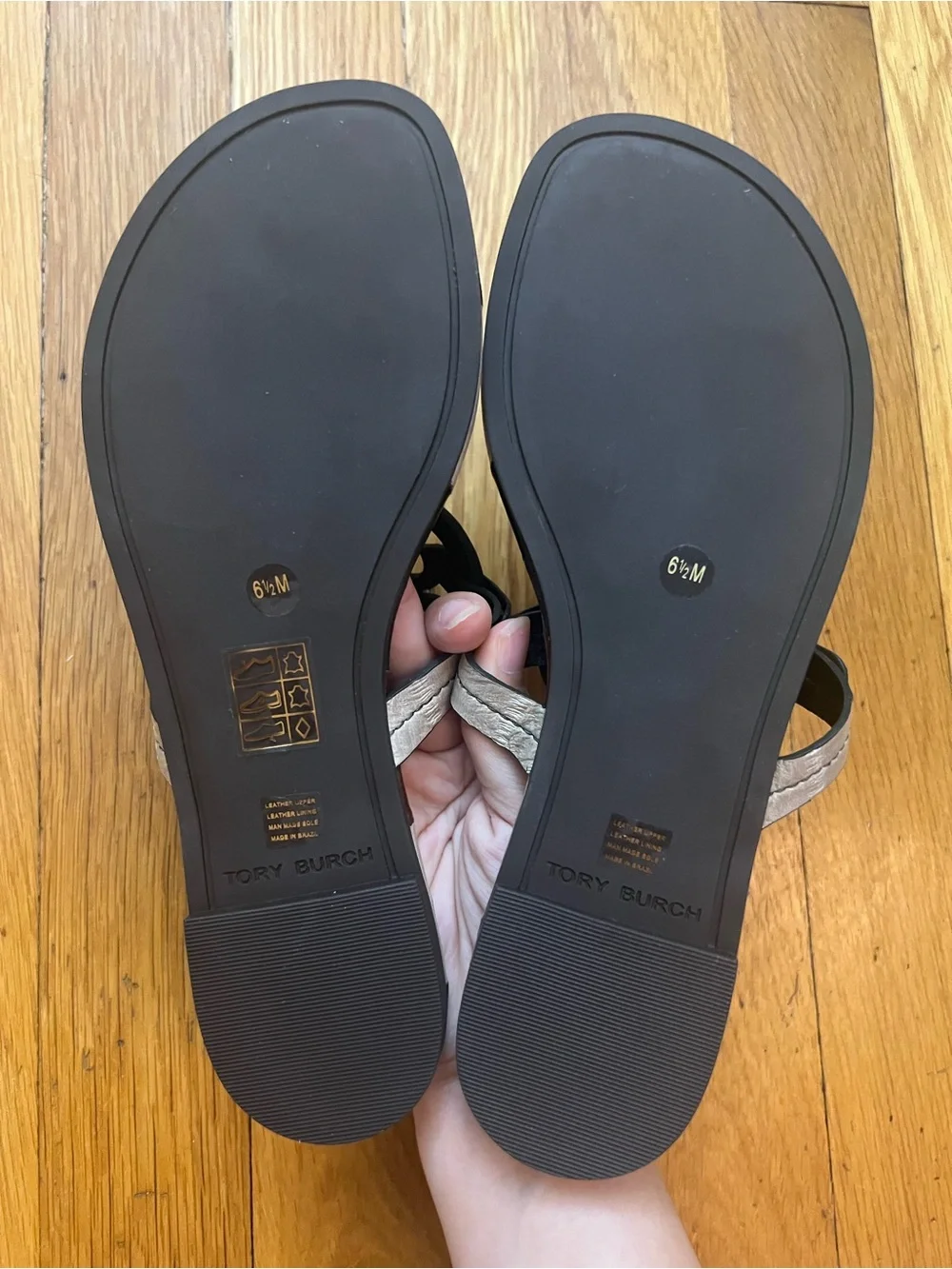 Tory Burch Miller Stripe Eel Thongs Sandals in Size: 6.5